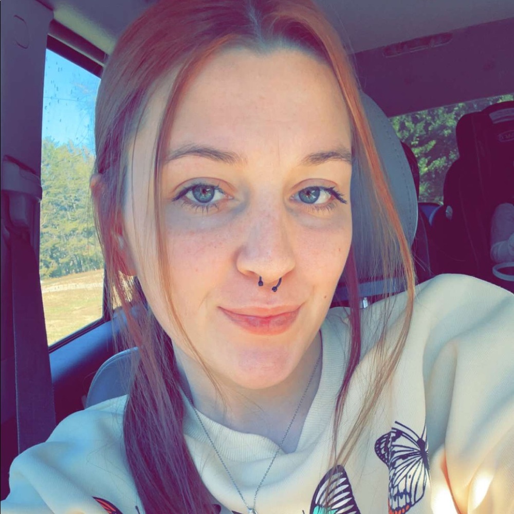 Meet your Posher, Alyssa
